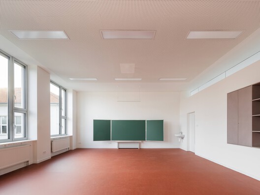 Extension of a Primary School - New School Pavilion and Multipurpose Hall / Bakyta architekti - Interior Photography, Wood