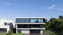 Casa Ferraro / Estudio Galera + Oficina Correa