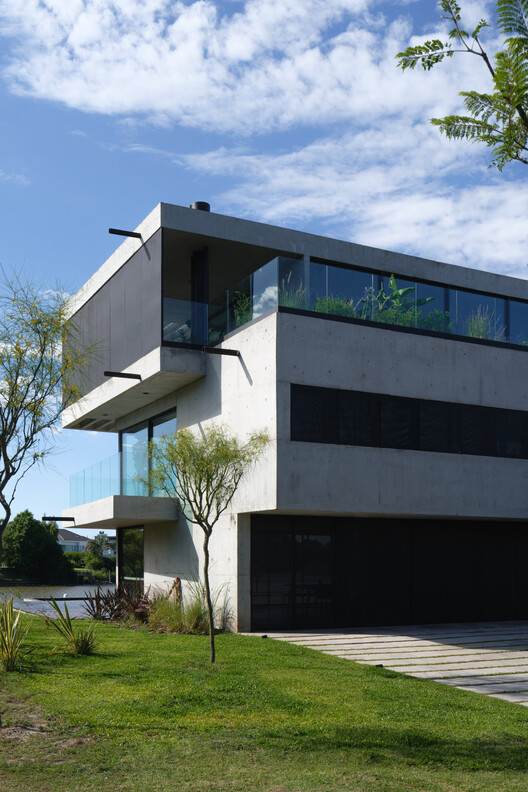 Ferraro House / Estudio Galera + Oficina Correa - Exterior Photography, Balcony