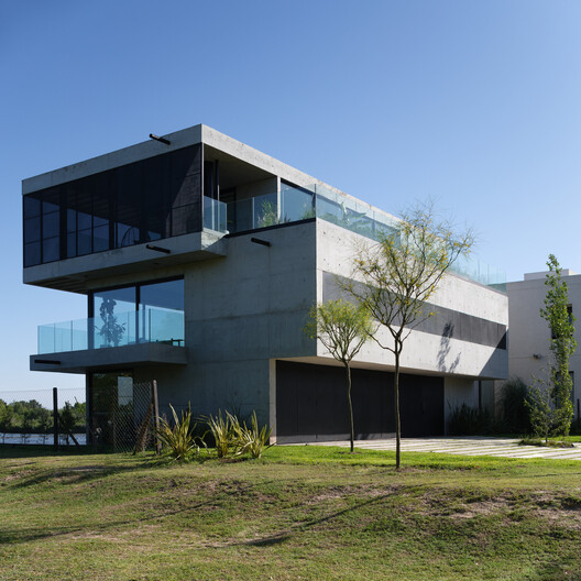 Ferraro House / Estudio Galera + Oficina Correa - Exterior Photography, Balcony