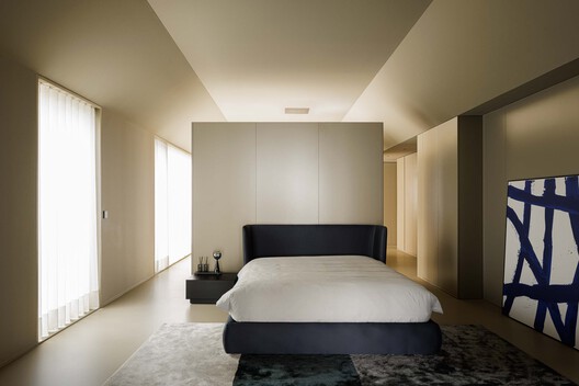 Farmers' Assembly / Lousinha Arquitectos - Interior Photography, Bedroom, Bed, Lighting