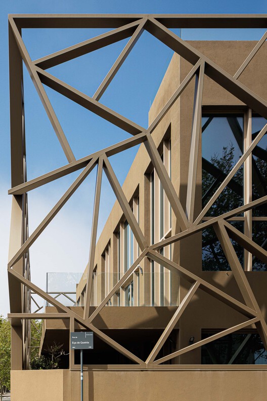 Farmers' Assembly / Lousinha Arquitectos - Image 2 of 51