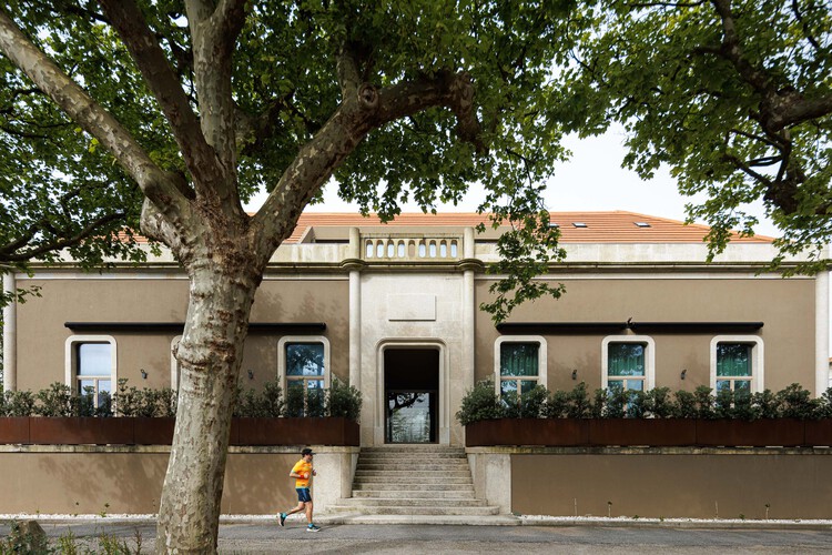 Montaje De Granja / Lousinha Arquitectos - Fotografía Exterior, Fachadas