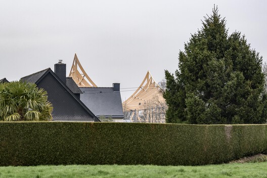 Josephine Baker Dance Hall / Onze04 Architecture - Exterior Photography, Garden