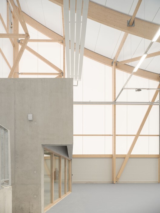 Josephine Baker Dance Hall / Onze04 Architecture - Image 13 of 41