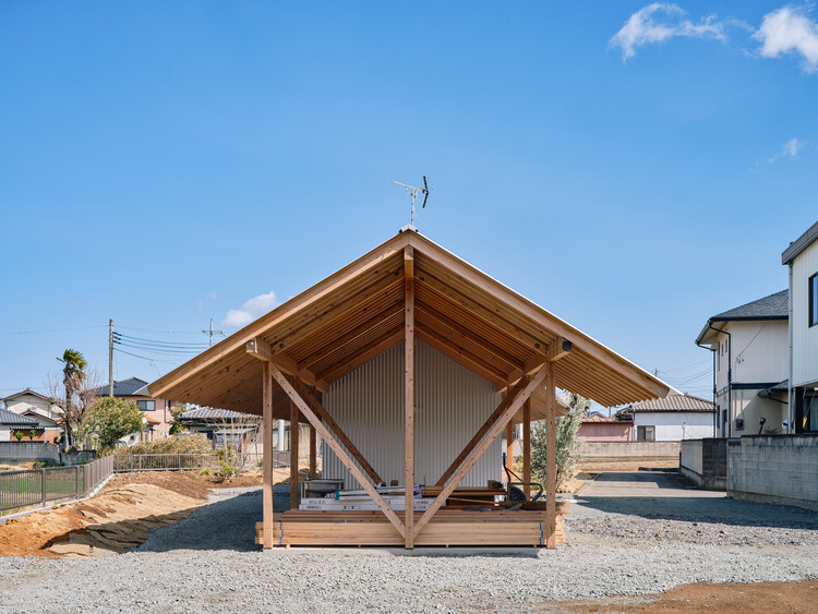 An Unfinished House / Kraft Architects | ArchDaily