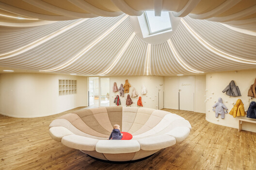 Intercommunal Daycare Center / Paul Le Quernec - Interior Photography