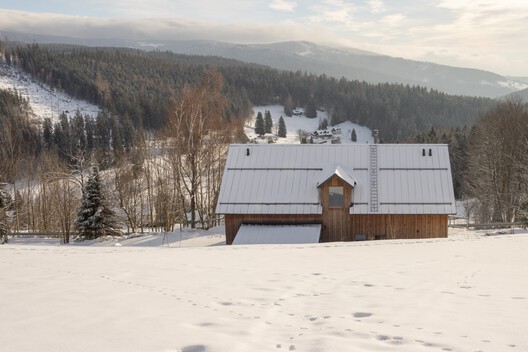 Cabin Above the Valley / System Recovery Architects - Image 6 of 38
