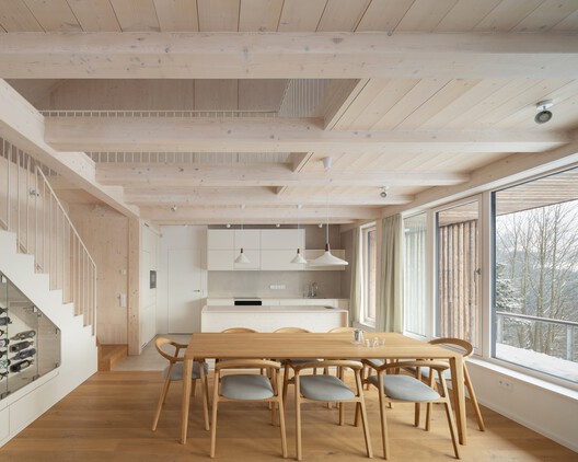 Cabin Above the Valley / System Recovery Architects - Interior Photography, Dining room, Wood, Beam