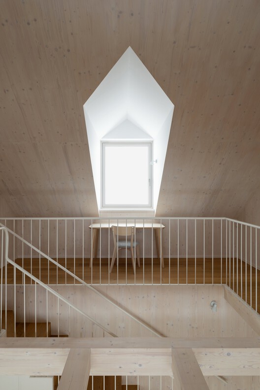 Cabin Above the Valley / System Recovery Architects - Interior Photography, Wood