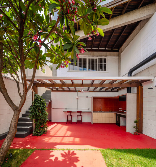 Residence in Sumaré / Trema Arquitetura + Gabriel Sepe - Image 6 of 33
