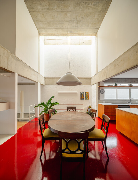 Residence in Sumaré / Trema Arquitetura + Gabriel Sepe - Interior Photography, Wood, Lighting, Chair
