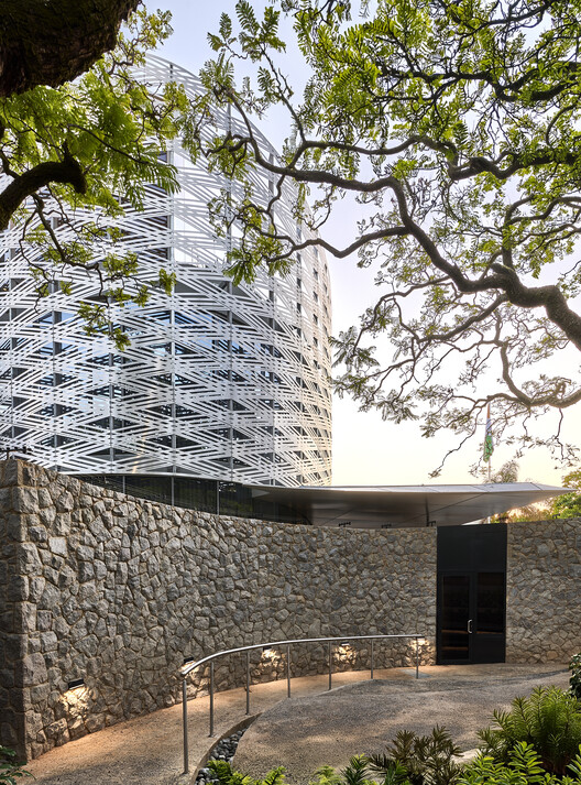 Ivory Coast Embassy / GLH Architects Ivory Coast Embassy / GLH Architects - Image 5 of 25