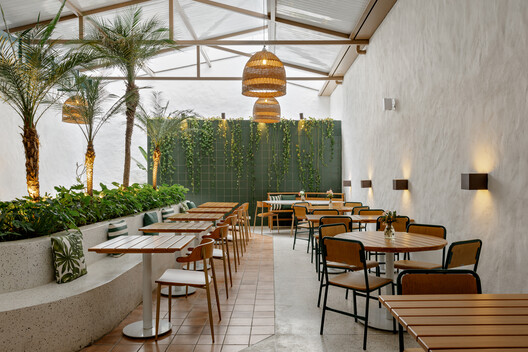Salvi Café & Kitchen / Felipe Coimbra Salvi Café & Kitchen / Felipe Coimbra - Interior Photography, Dining room, Chair