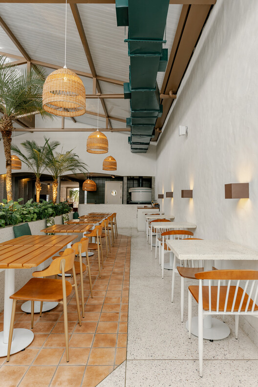 Salvi Café & Kitchen / Felipe Coimbra Salvi Café & Kitchen / Felipe Coimbra - Interior Photography, Dining room, Chair