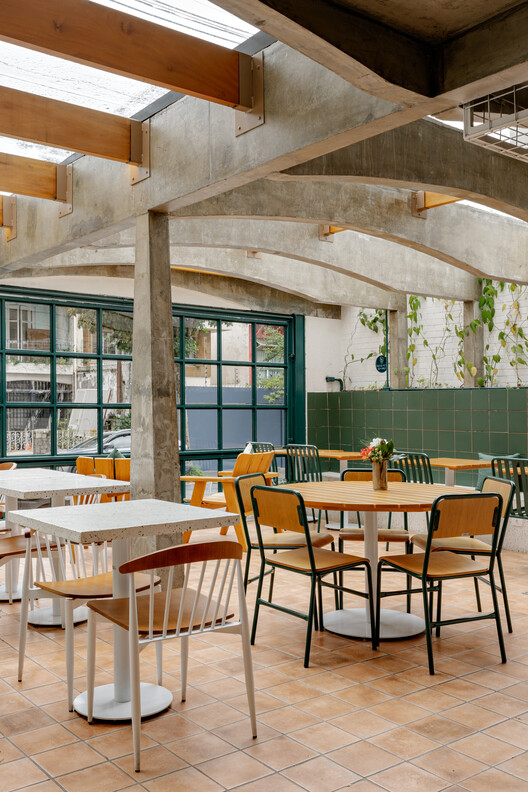 Salvi Café & Kitchen / Felipe Coimbra Salvi Café & Kitchen / Felipe Coimbra - Interior Photography, Dining room, Table, Wood, Chair, Glass