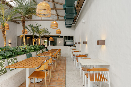 Salvi Café & Kitchen / Felipe Coimbra Salvi Café & Kitchen / Felipe Coimbra - Interior Photography, Dining room, Chair