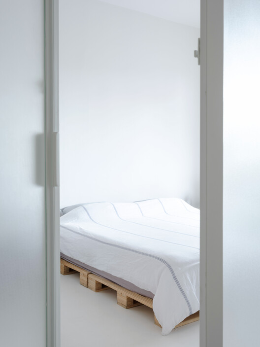 CB's Apartment / Julia Peres.Co Arquitetura CB's Apartment / Julia Peres.Co Arquitetura - Interior Photography, Bedroom, Bed