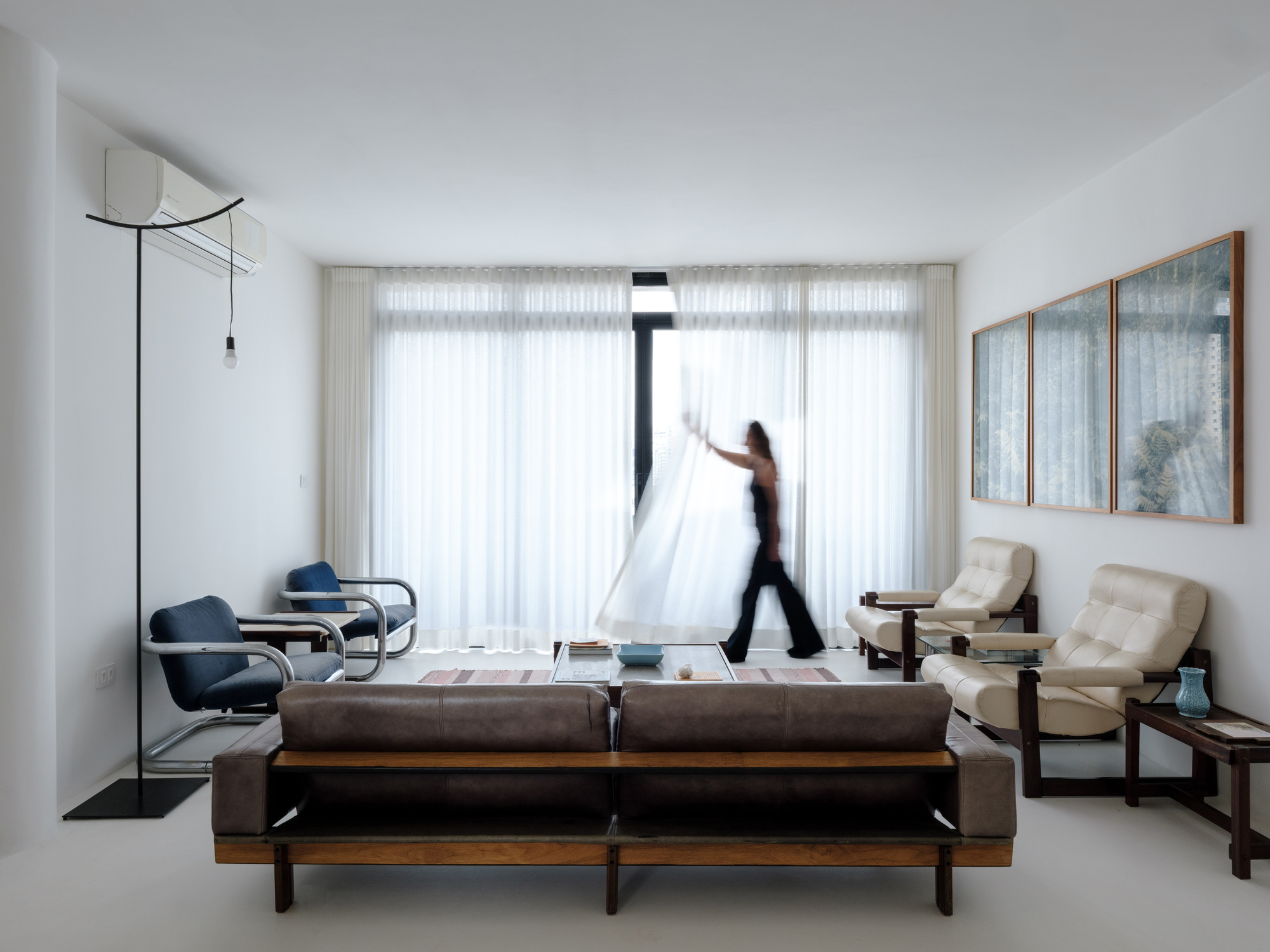 CB's Apartment / Julia Peres.Co Arquitetura | ArchDaily