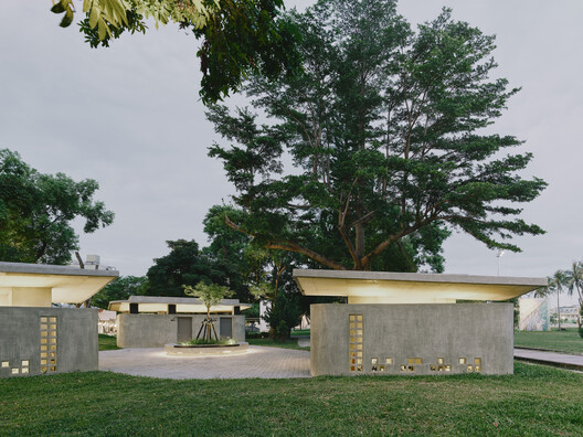 Forest Toilet A & B  / Ja-Sheng Chen Architects + Fa+p - Image 7 of 20