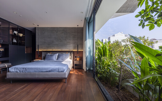 V House  / 23o5Studio - Image 19 of 34