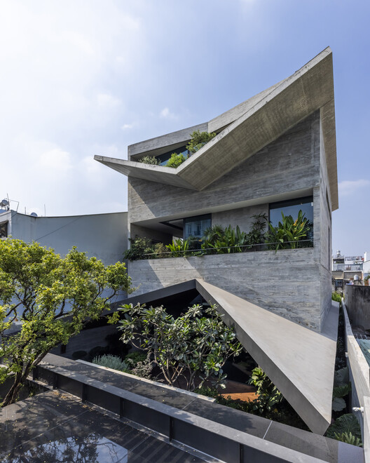 V House  / 23o5Studio - Exterior Photography