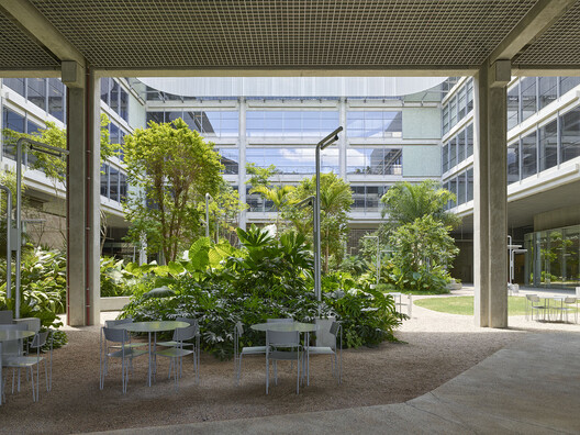 (no publicar) Campus WPP / Estudio Gustavo Utrabo (no publicar) Campus WPP / Estudio Gustavo Utrabo - Fotografía exterior, Vidrio, Patio interior