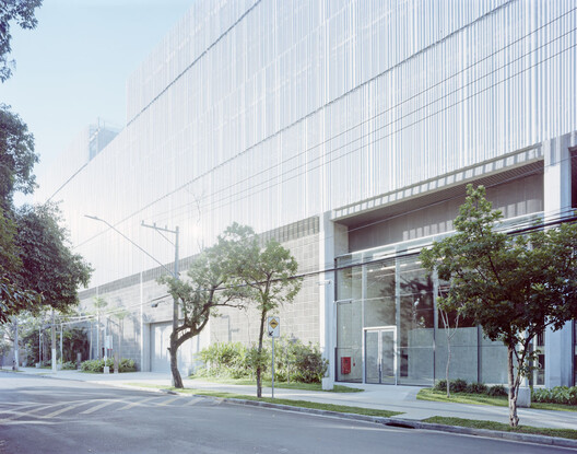 (no publicar) Campus WPP / Estudio Gustavo Utrabo (no publicar) Campus WPP / Estudio Gustavo Utrabo - Fotografía exterior, Vidrio