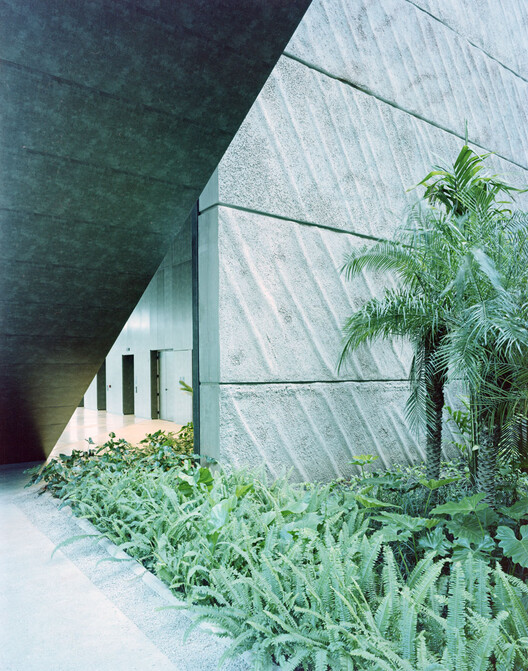 (no publicar) Campus WPP / Estudio Gustavo Utrabo (no publicar) Campus WPP / Estudio Gustavo Utrabo - Fotografía exterior, Concreto