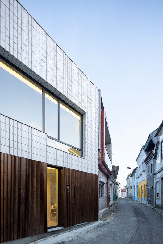 Beira Mar II House / Paulo Martins - Exterior Photography, Wood, Concrete