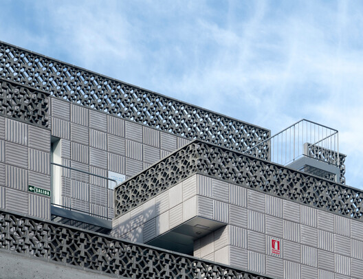 The Built Path: Pilgrimage and Architectural Sequence on the Camino de Santiago - Image 22 of 41