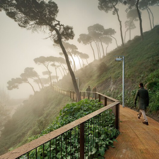 The Built Path: Pilgrimage and Architectural Sequence on the Camino de Santiago - Image 25 of 41