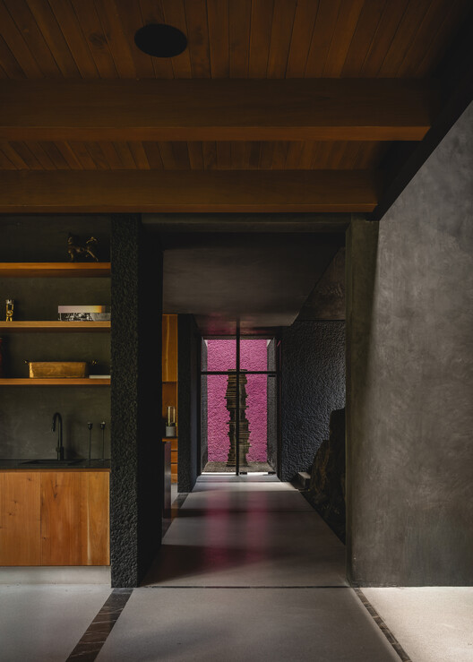 House of Ashes / TACO taller de arquitectura contextual  - Interior Photography, Wood, Concrete