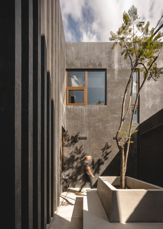House of Ashes / TACO taller de arquitectura contextual  - Interior Photography, Bathroom, Concrete