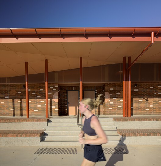 Willowdale Sports Precinct / Sam Crawford Architects - Image 11 of 29