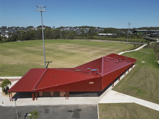 Willowdale Sports Precinct / Sam Crawford Architects - Image 5 of 29