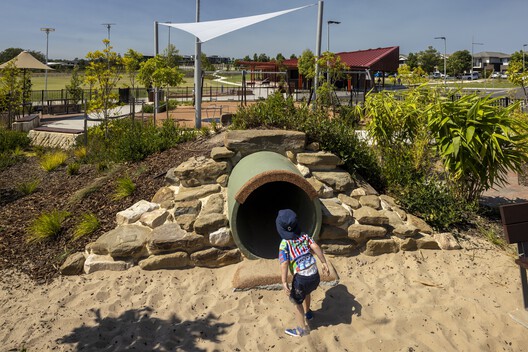 Willowdale Sports Precinct / Sam Crawford Architects - Image 25 of 29