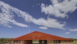 Willowdale Sports Precinct / Sam Crawford Architects