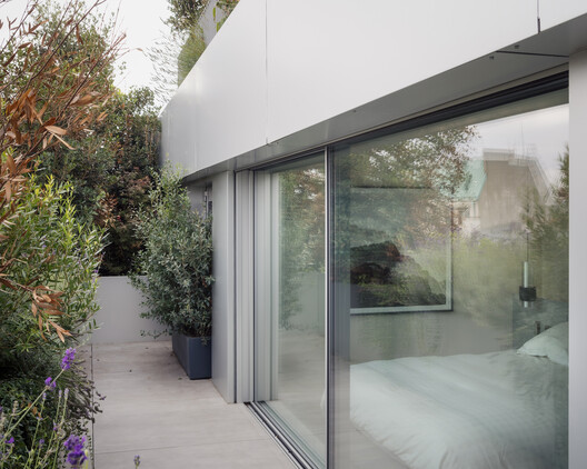 Apartment A / heros - Exterior Photography