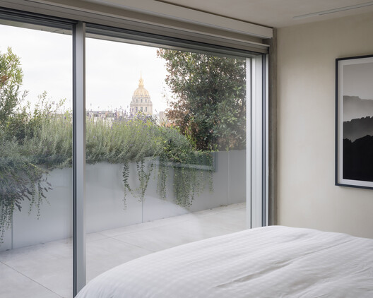 Apartment A / heros - Interior Photography, Bedroom, Glass