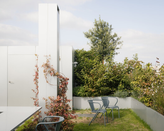 Apartment A / heros - Exterior Photography, Garden