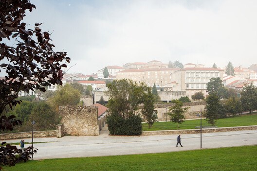The Built Path: Pilgrimage and Architectural Sequence on the Camino de Santiago - Image 37 of 41