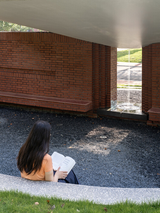 Xuanpu Pavilion / UAD - Interior Photography, Brick, Concrete