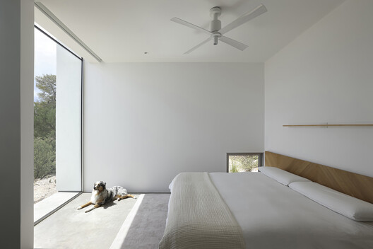 Real House / HK Associates Inc - Interior Photography, Bedroom