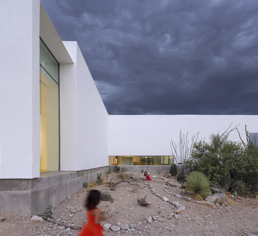 Real House / HK Associates Inc - Image 27 of 36