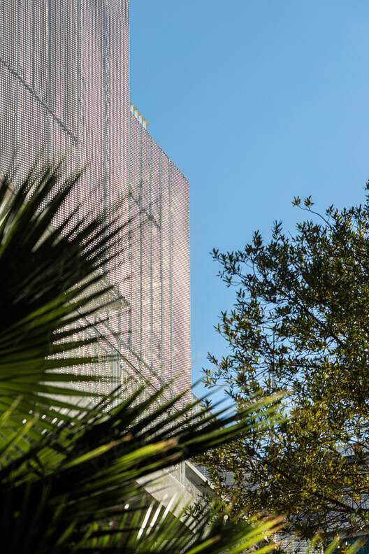 Veil / Arid - Exterior Photography