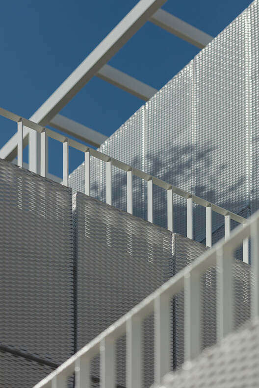 Veil / Arid - Image 12 of 29