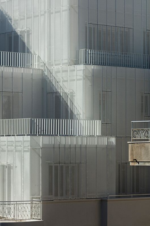 Veil / Arid - Image 17 of 29