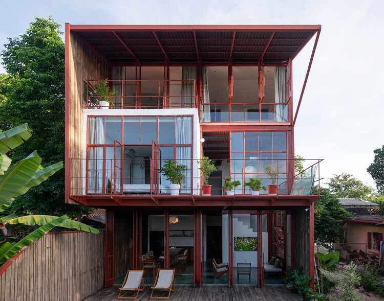 Scarlet Pavilion  / DUHA Architects - Houses