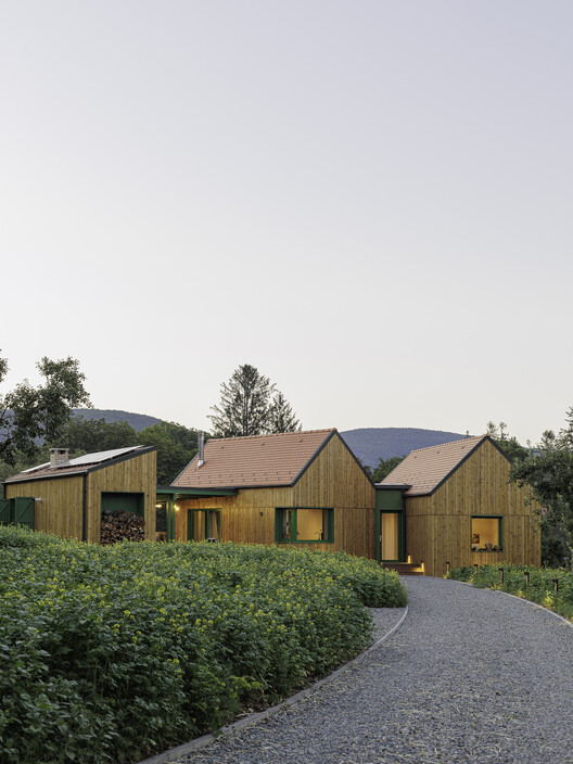 Holiday Homes in Moldovenești / MVAA - Image 7 of 25